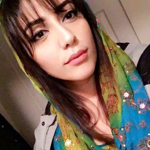 Meet your Posher, Fatima